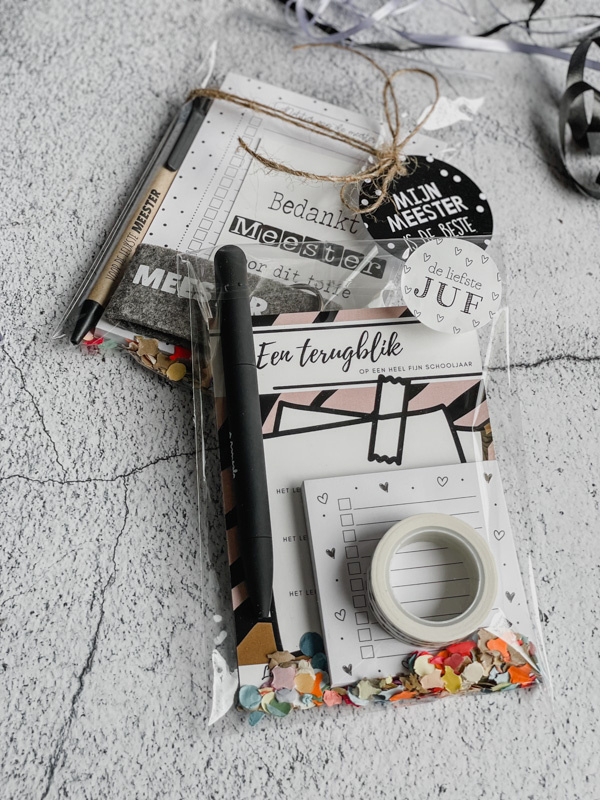 Juffen cadeau - Memoblok, pen en washi tape