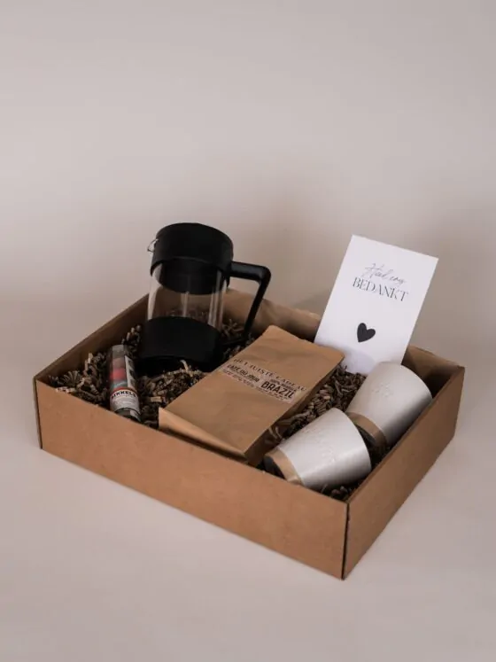 Bedankt cadeaupakket - Koffie, cafetière, chocolade & twee koffiekopjes