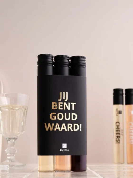 3-wijntubes-zwart-gouden-wikkel-jij-bent-goud-waard