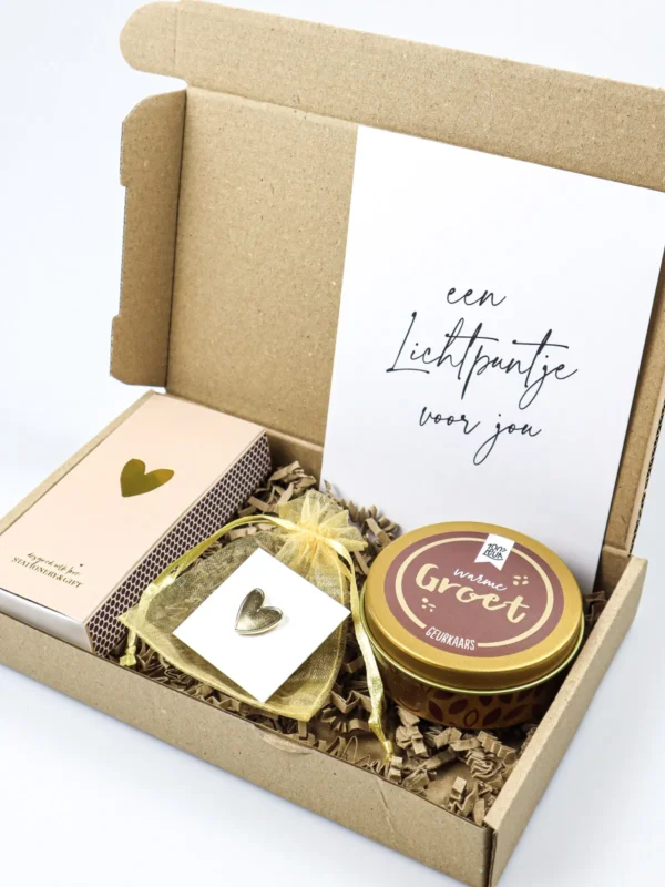 Brievenbus Cadeau een lichtpuntje voor jou - Geurkaars, lucifers & pin hartje