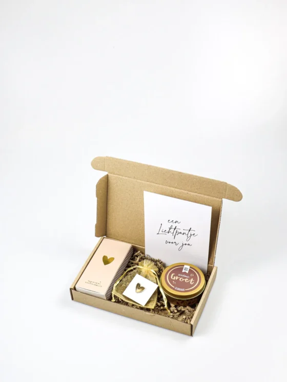 Brievenbus Cadeau een lichtpuntje voor jou - Geurkaars, lucifers & pin hartje
