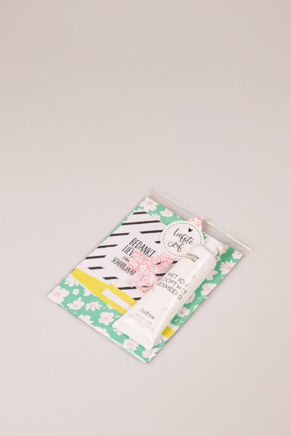 Juffen cadeau met handcrème en kaartje – bedankt lieve juf