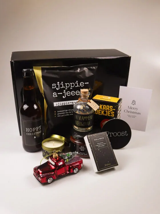 Kerst cadeaupakket vol sfeer en snacks – origineel en vrolijk