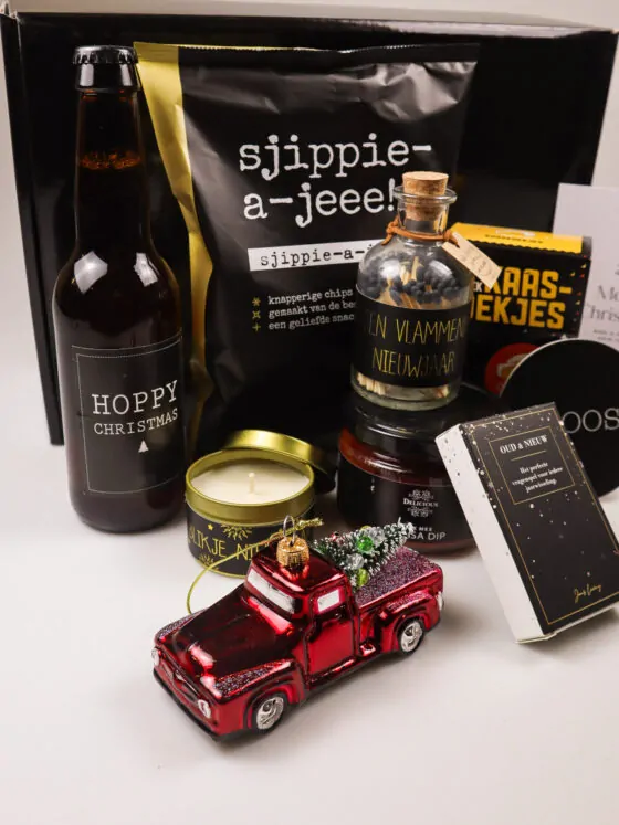 Kerst cadeaupakket vol sfeer en snacks – origineel en vrolijk
