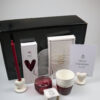 Kerst cadeaupakket van zusss met mok, kaarsen en hartjesdetails