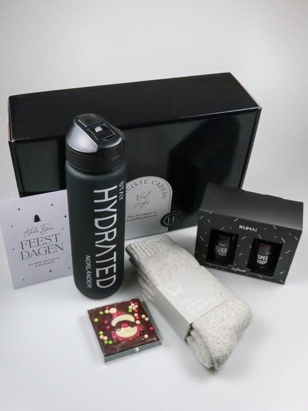 Kerstcadeaupakket met sokken en verzorging voor een luxe verrassing