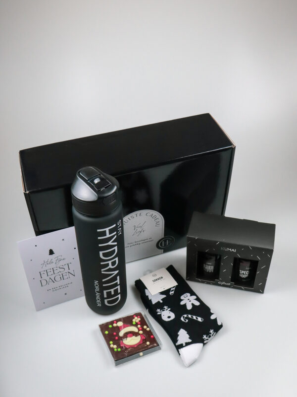Kerstcadeaupakket met sokken en verzorging voor een luxe verrassing