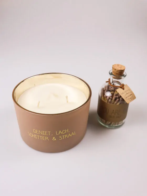 jij bent goud waard cadeaupakket met luxe kaars en lucifers in geschenkdoos