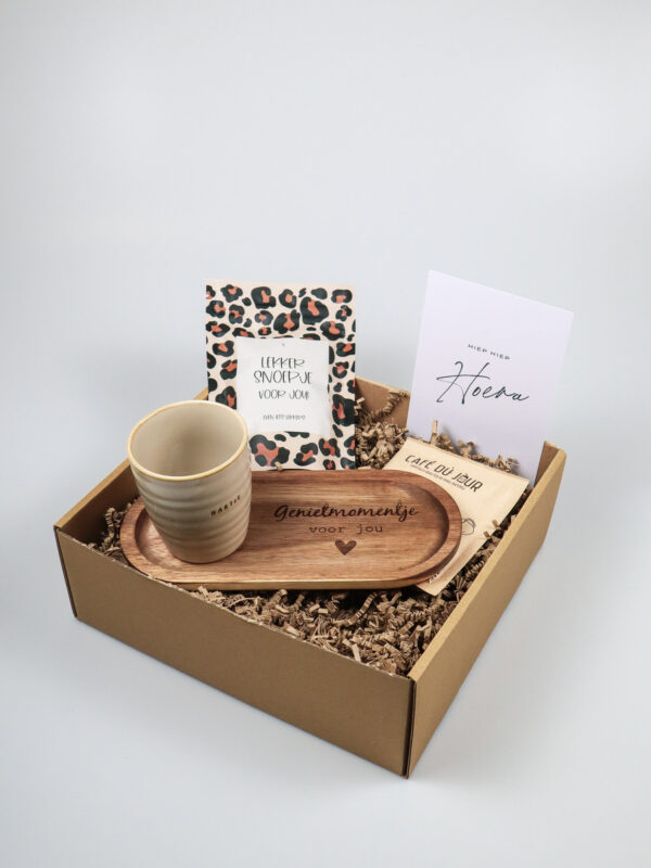 Cadeaupakket Hiep hiep hoera – feestelijk en compleet cadeau