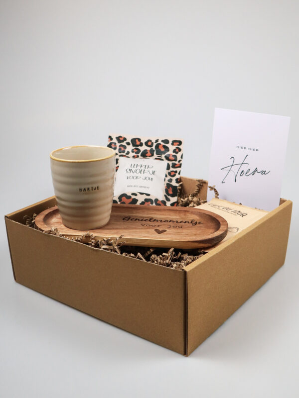 Cadeaupakket Hiep hiep hoera – feestelijk en compleet cadeau