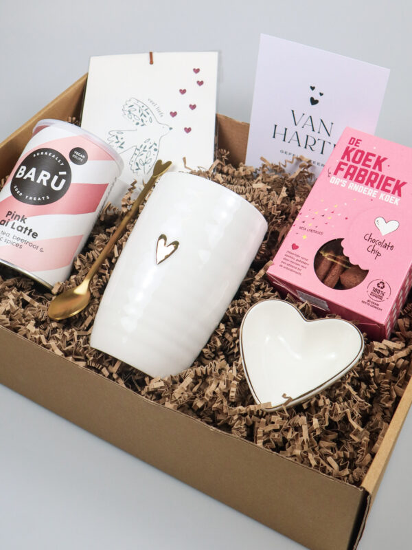 Cadeaupakket Van Harte Gefeliciteerd – Met Mok, Lepel & Verwennerij