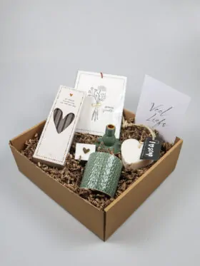 Cadeaupakket Veel Liefs – Zusss Kandelaar, Kaarsen, Geurkaars & Zeephart