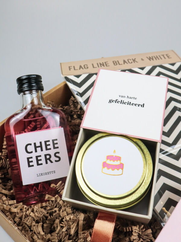 Cadeaupakket Van Harte Gefeliciteerd – Likorette, Geurkaars & Feestpakket Zusss