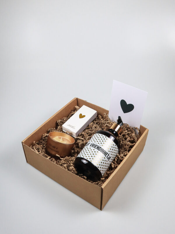 Cadeaupakket voor Vriendin – Handzeep, Sojakaars, Lucifers & Hanger