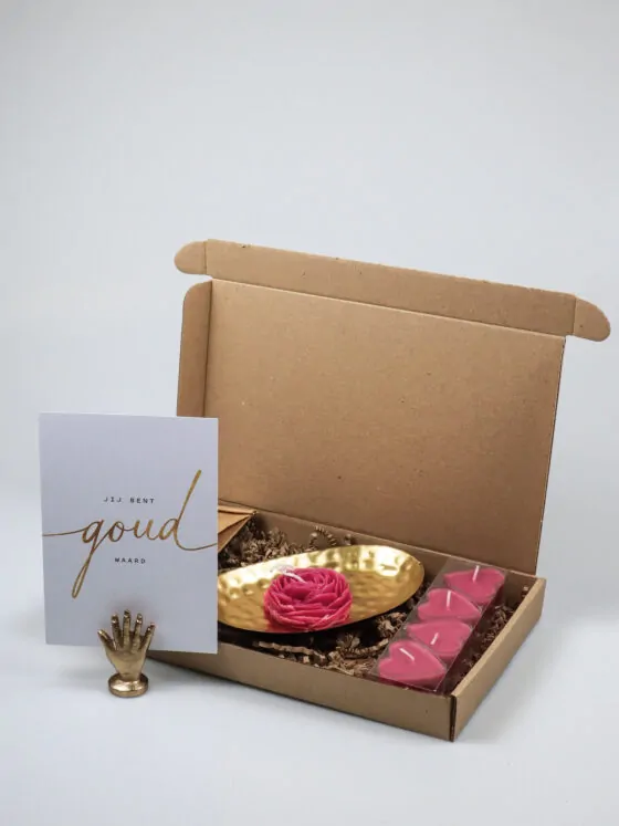 Brievenbuscadeau Jij Bent Goud Waard – Thee, Kaarsen & Gouden Touch van Zusss