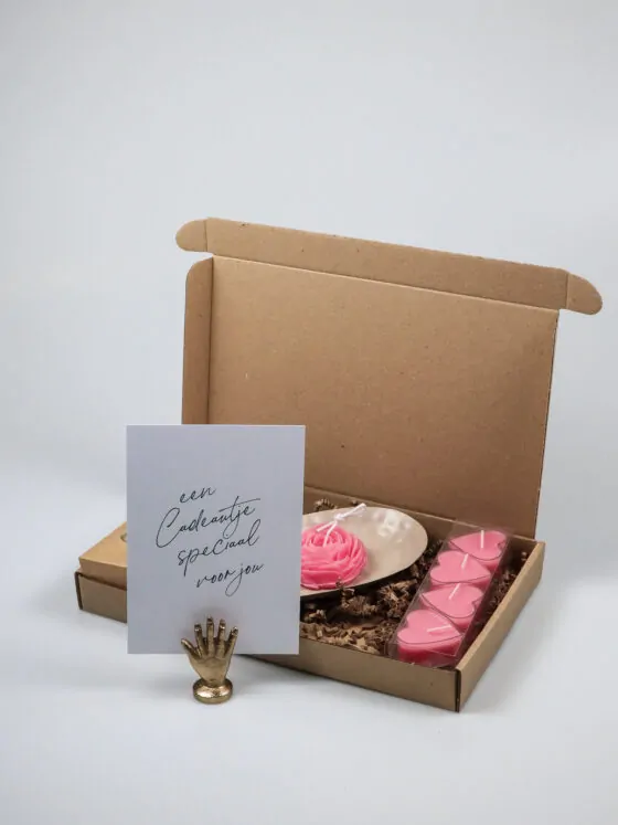 Brievenbuscadeautje Speciaal Voor Jou – Met Thee, Kaarsen en Gouden Details