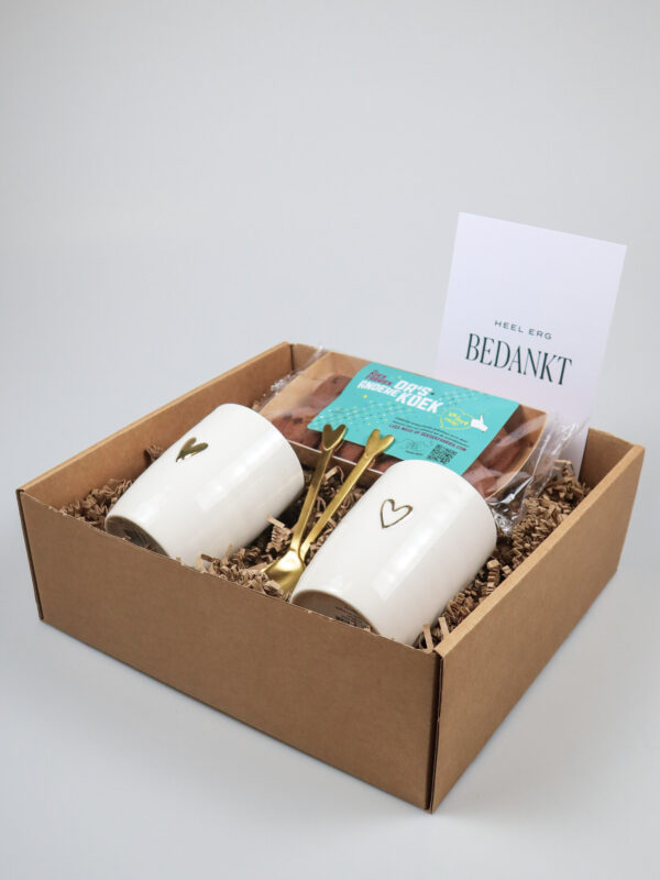 Cadeaupakket Heel Erg Bedankt – Met Zusss Mokken, Gouden Lepels & Koekcadeau