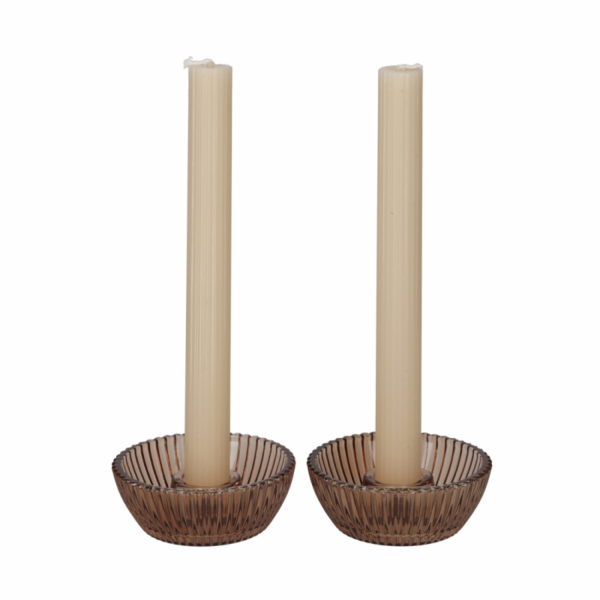 Glazen kandelaars & dinerkaarsen - 2 Stuks in de kleur bruin Glazen kandelaars & dinerkaarsen - 2 Stuks in de kleur bruin