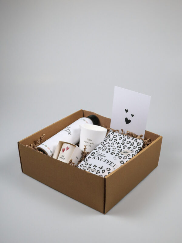 Cadeaupakket dikke knuffel – warm, zacht en ontspannend Cadeaupakket dikke knuffel – warm, zacht en ontspannend