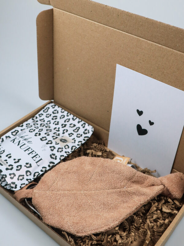 Brievenbuscadeau dikke knuffel – zacht & verrassend lief