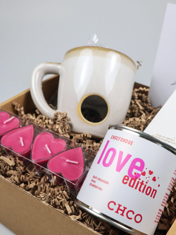 Veel Liefs cadeaupakket met Love Edition chocofondue, mok en kaarsjes