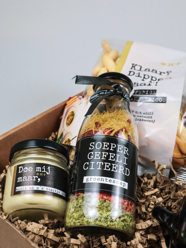 Cadeaupakket 50 jaar – Soep, aioli & 2 soepkommen cadeau