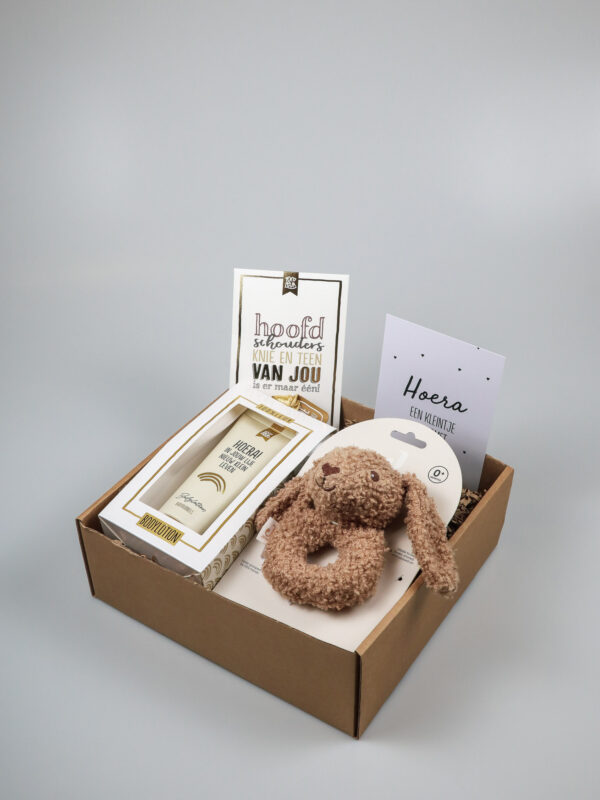Baby op komst cadeaupakket – lief, fris en feestelijk Baby op komst cadeaupakket – lief, fris en feestelijk