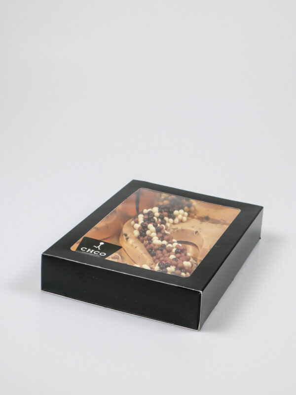 Chocoladeletter Sinterklaas – Crunchy cookie karamel wit