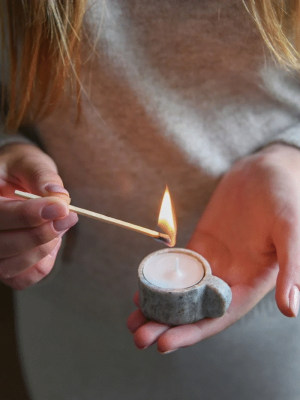 Waxinelichthouder Teddie grijs – Leeff