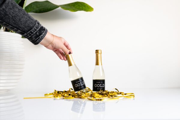 Secco met bladgoud - Drink it, Gold as ice! Secco met bladgoud - Drink it, Gold as ice!