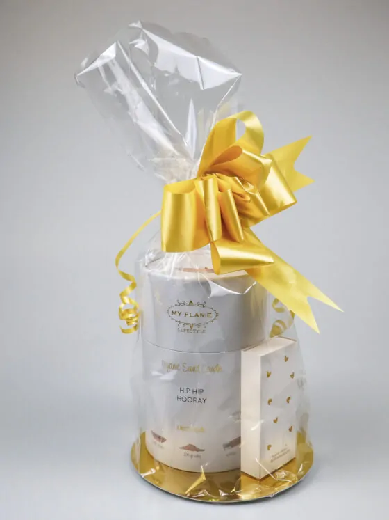 Cadeaupakket kaarsen – Hip Hip Hooray zandkaars & lucifers