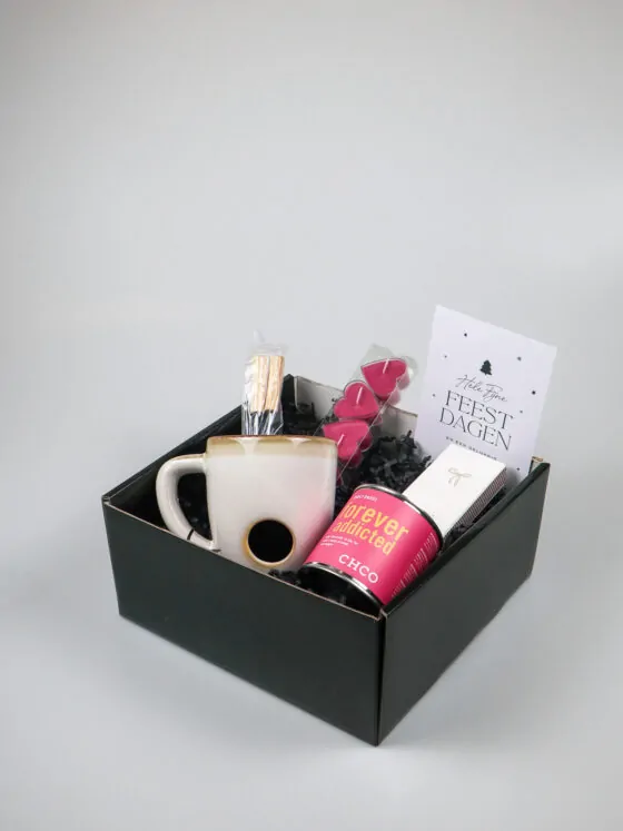 Kerst cadeaupakket met fondue mok, CHCO chocofondue en hartvormige kaarsjes