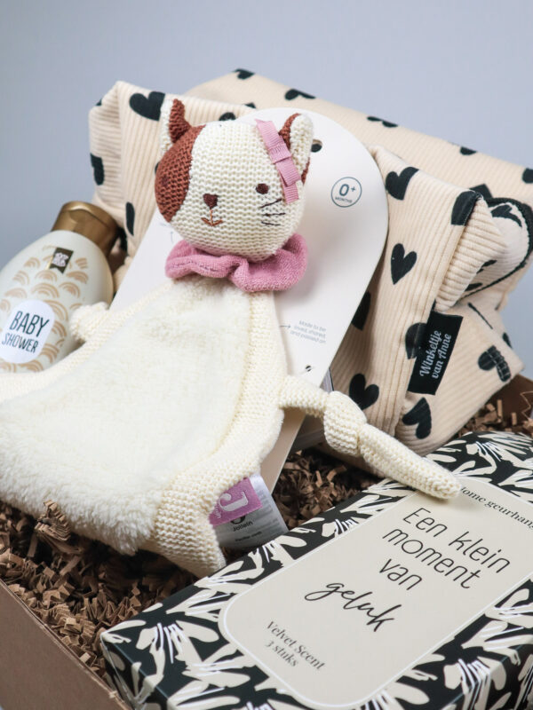 Cadeaupakket baby – speendoekje, bodywash & geurhanger Cadeaupakket baby – speendoekje, bodywash & geurhanger