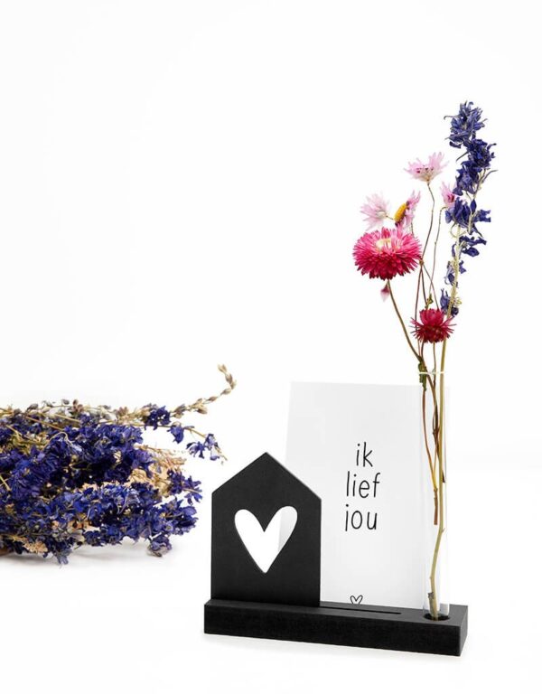 Kaarthouder met vaasje en houten huisje – Zwart Kaarthouder met vaasje en houten huisje – Zwart