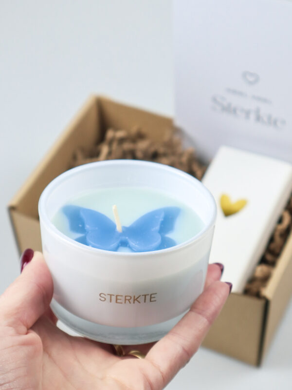 Cadeaupakket sterkte – Geurkaars en lucifers