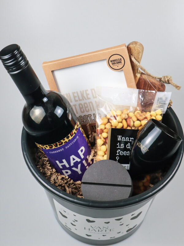 Cadeaupakket Borrel Emmer – Met Wijn, Tegeltje & Kaars in Glas