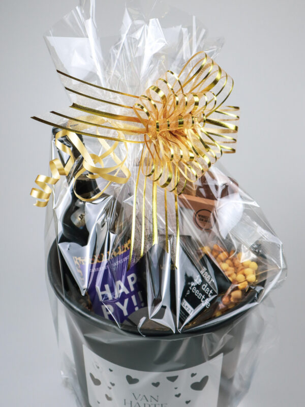 Cadeau Emmer van harte gefeliciteerd – Met wijn, tegeltje, kaars & meer