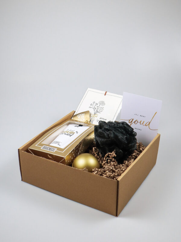 Cadeaupakket Jij bent goud waard – Luxe verwenpakket met douchegel en accessoires Cadeaupakket Jij bent goud waard – Luxe verwenpakket met douchegel en accessoires