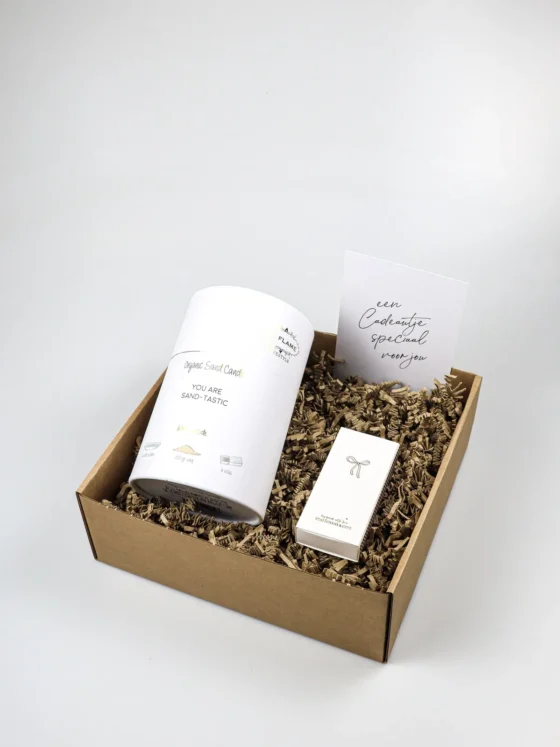 Cadeaupakket waardering – Kaarsenzand ‘You are sand-tastic’ en lucifers Cadeaupakket waardering – Kaarsenzand ‘You are sand-tastic’ en lucifers