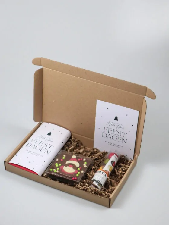 Kerst brievenbuscadeau met Tony Chocolonely, kerst chunk en bikkels