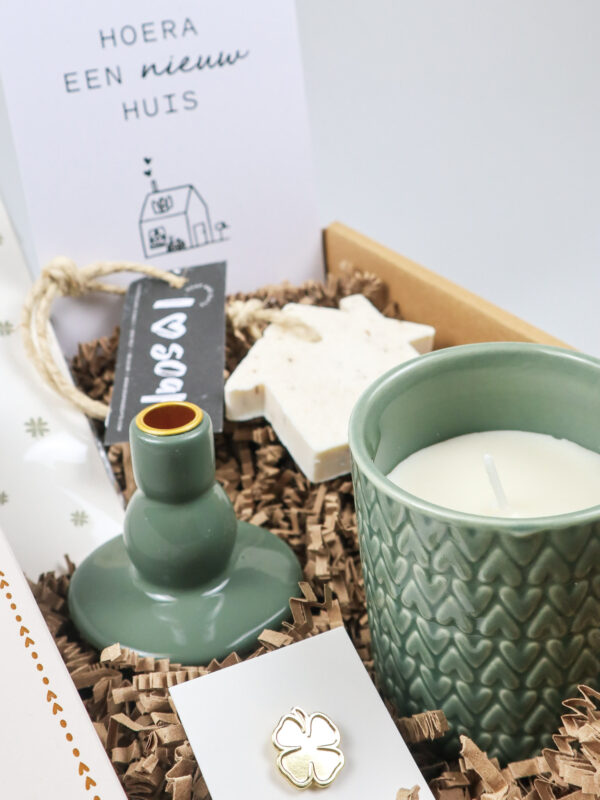 Cadeaupakket Nieuw Huis – Een warm welkom met Zusss Cadeaupakket Nieuw Huis – Een warm welkom met Zusss