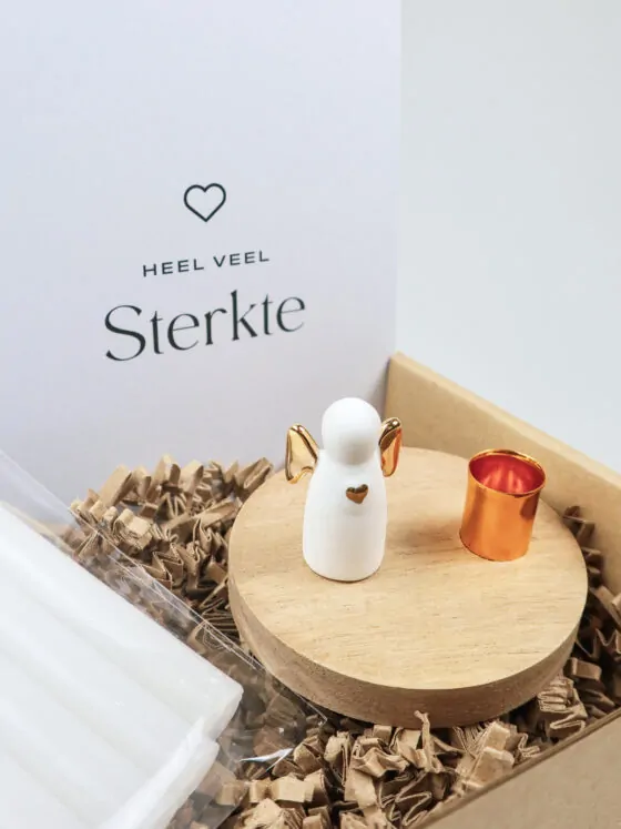 Cadeaupakket sterkte – met Räder engel kandelaar en 5 kaarsjes