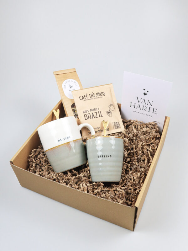 Gefeliciteerd cadeaupakket met Zusss mokken – Me Time & Darling