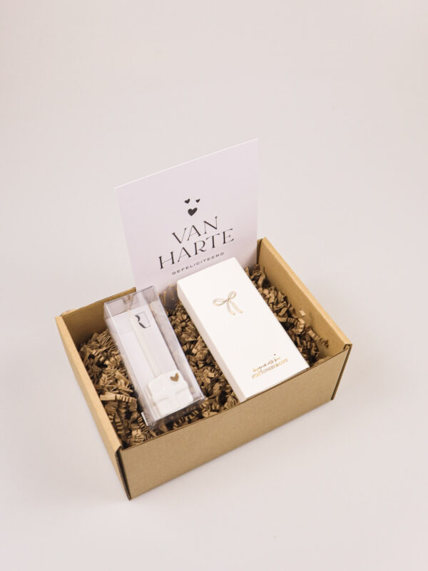 Cadeaupakket gefeliciteerd – met Räder cadeau kandelaar en kaarsje