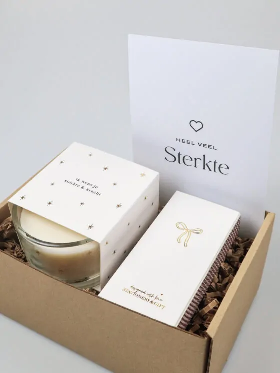 Cadeaupakket sterkte – met Zusss geurkaars en troostkaart