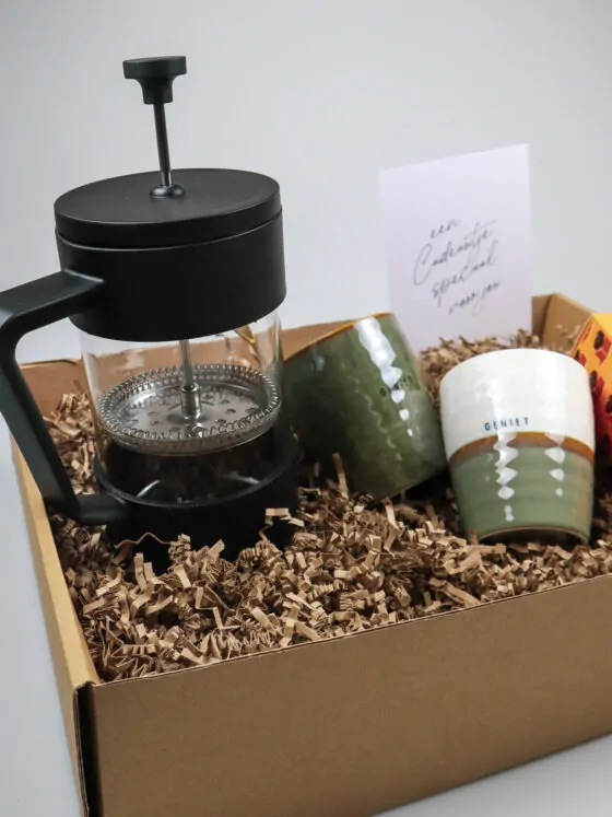 Cadeaupakket Voor Jou – Cafetière, Zusss Mok & Koekjes