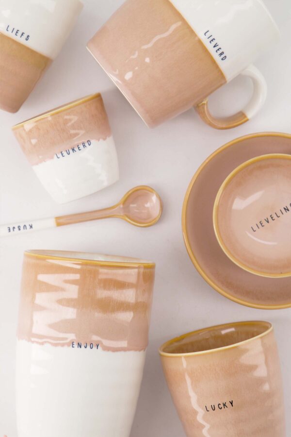 Zusss theemok / chocomok Lieverd - Wit/Roze Zusss theemok / chocomok Lieverd - Wit/Roze