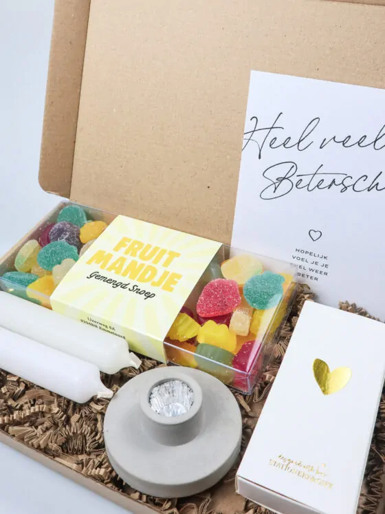 Brievenbus cadeau Heel veel beterschap – Fruitmandje snoep & kaarslicht