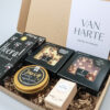 Brievenbus cadeau chocolade & geur – Van harte gefeliciteerd Brievenbus cadeau chocolade & geur – Van harte gefeliciteerd