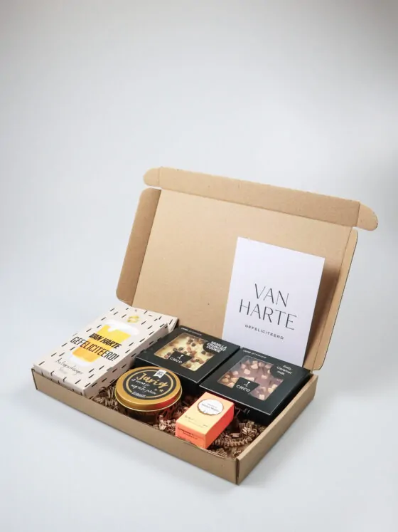 Brievenbus cadeau van harte – Luxe chocolade & geur